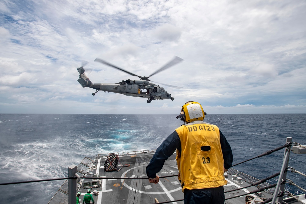 USS Higbee conducts vertical replenishment