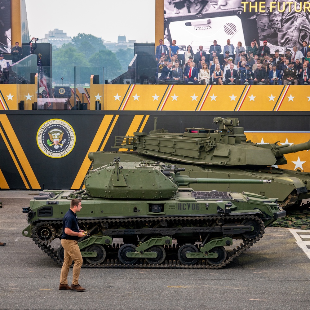 Army’s 250th Birthday Parade Pass in Review