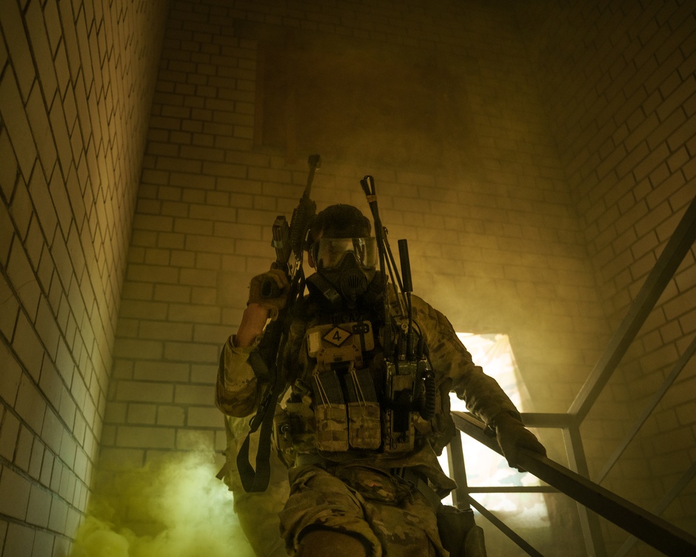 173rd Airborne Brigade Executes Military Operation Urban Terrain Training in Lithuania During Swift Response 2025