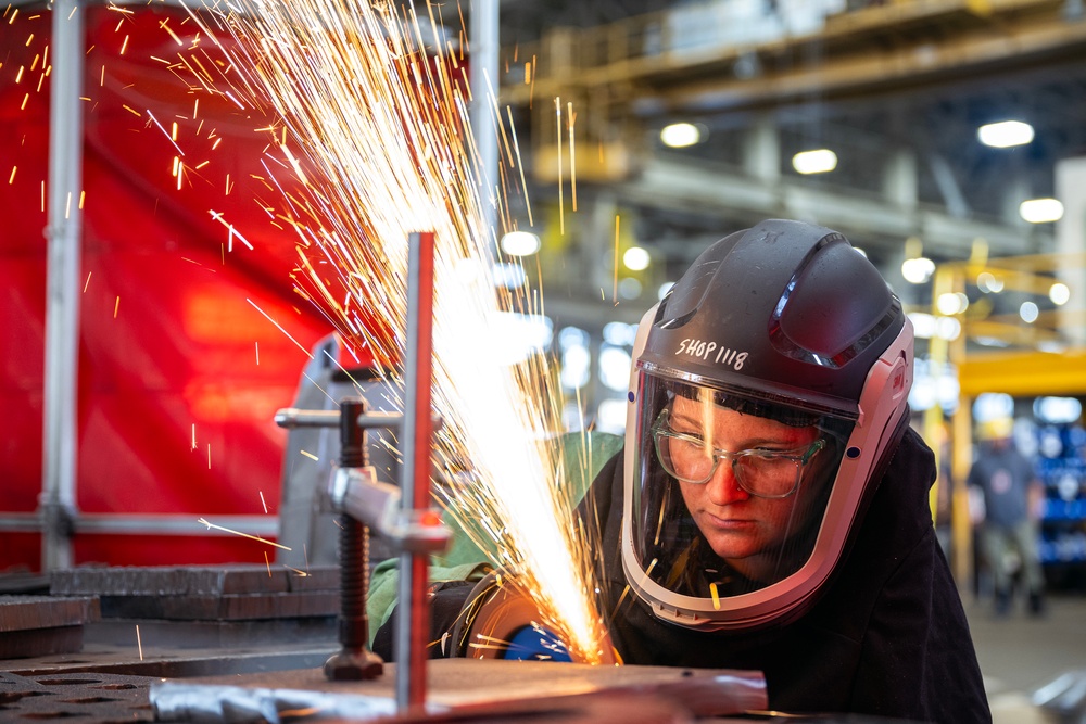 PSNS Apprenticeship Program