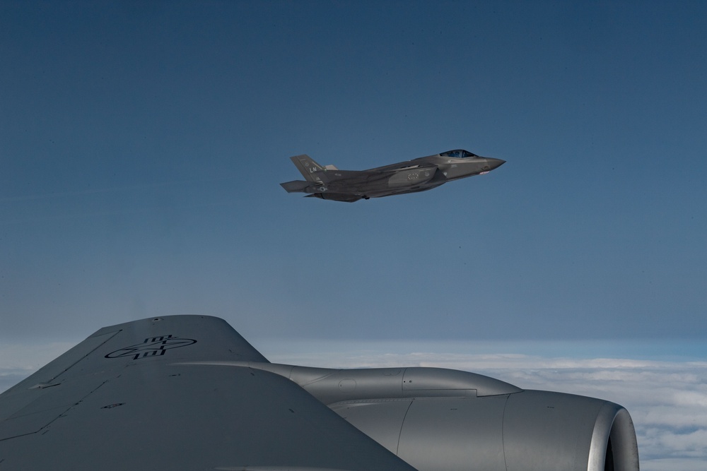 Atlantic Trident 25 Aerial Refueling Over Finland