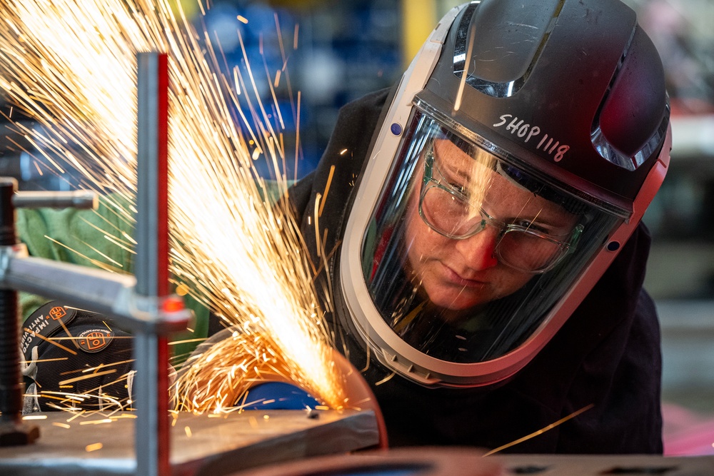 PSNS Apprenticeship Program