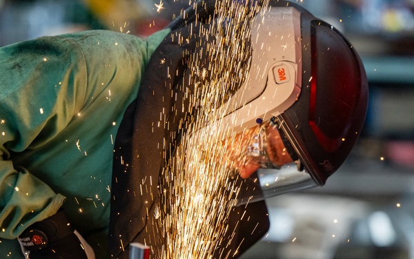 PSNS Apprenticeship Program