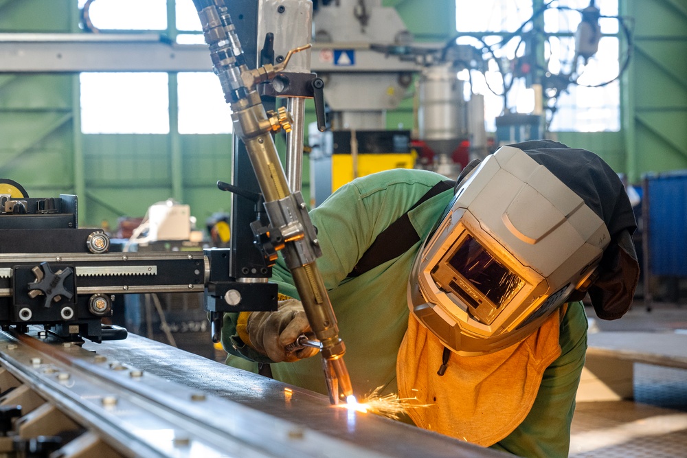 PSNS Apprenticeship Program