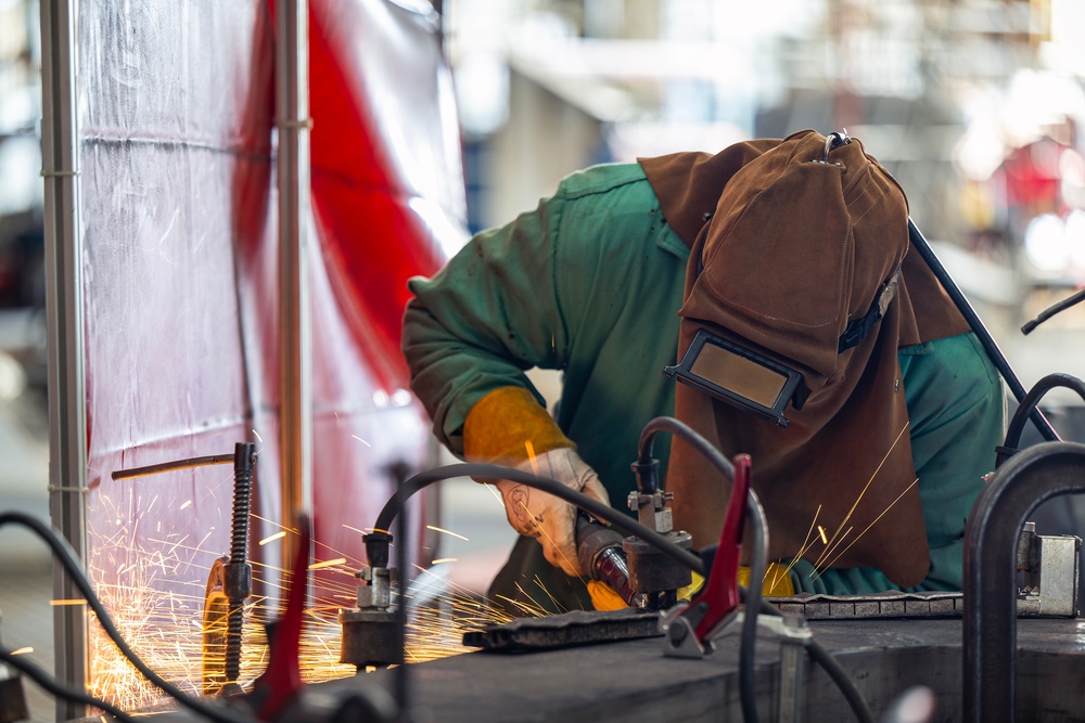 PSNS Apprenticeship Program