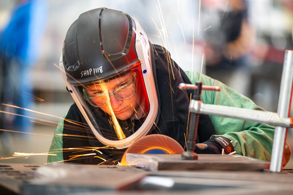 PSNS Apprenticeship Program