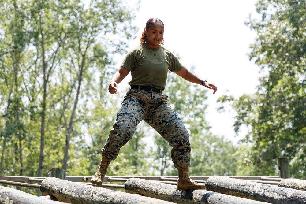 Force Fitness Instructor Course 3-25 conducts obstacle course demo