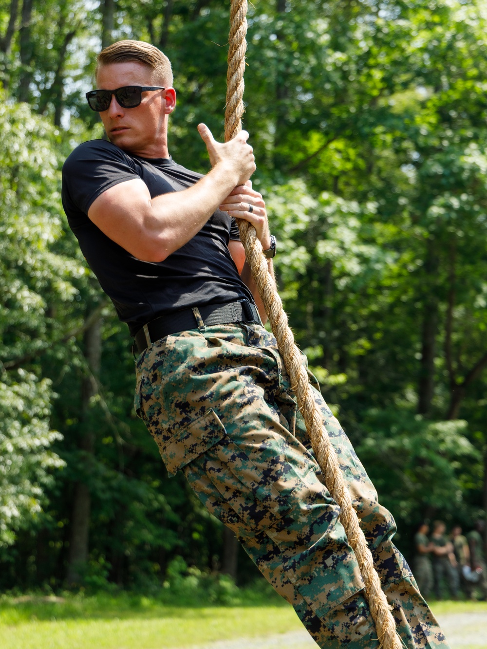 Force Fitness Instructor Course 3-25 conducts obstacle course demo