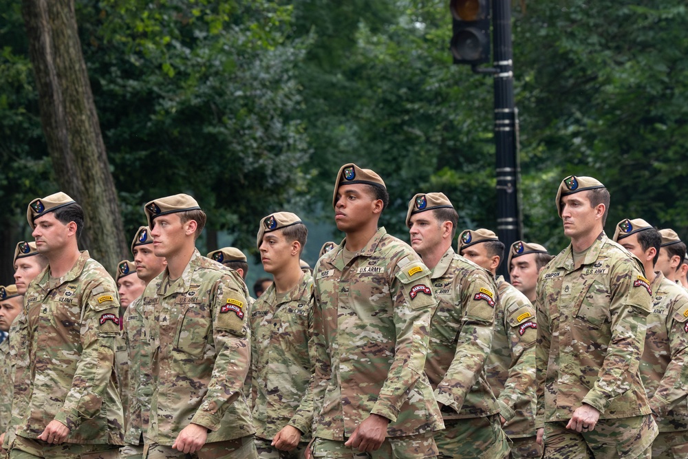 Army 250