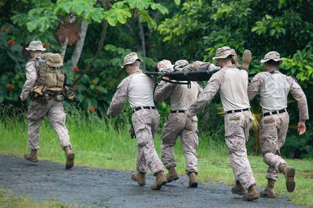 Servicio Nacional Aeronaval trains with U.S. Marine Corps in Panama