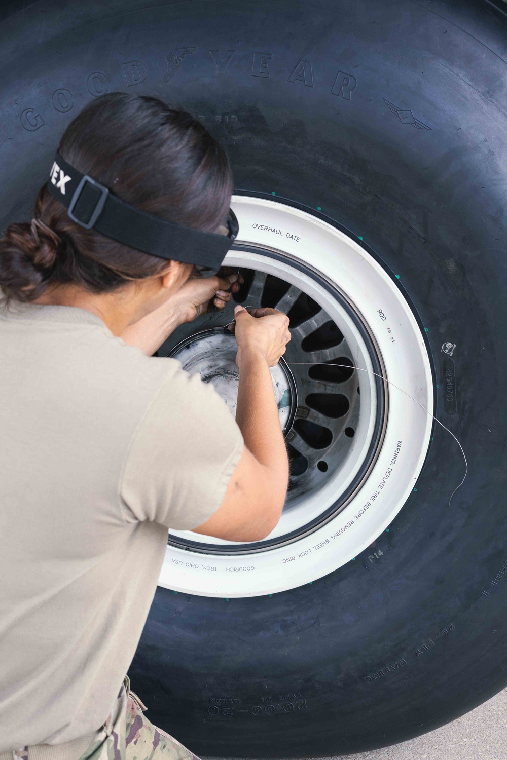C130H Wheel and Tire Replacement