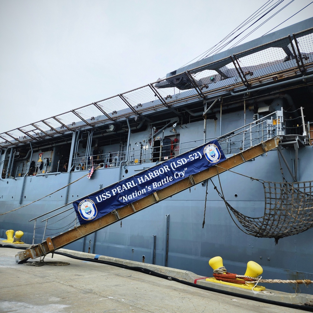 &quot;Nation's Battle Cry&quot; USS Pearl Harbor conducts NBVC Port Call