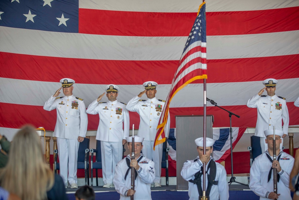 Airborne Command &amp; Control and Logistics Weapons School Holds Change of Command Ceremony