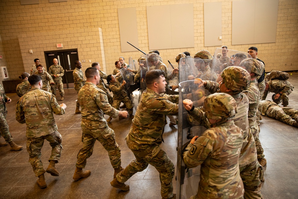 506th, 39th Military Police Detachment conducts Military Assistance for Civil Disturbances training