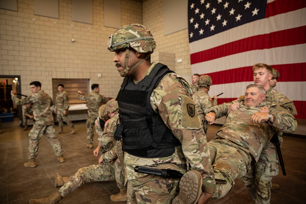 506th, 39th Military Police Detachment conducts Military Assistance for Civil Disturbances training