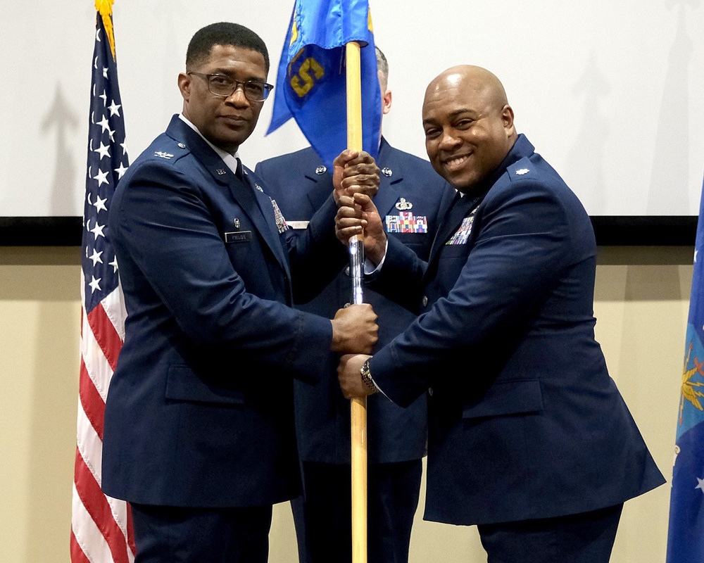 Stirgus takes command of the AOC FTU