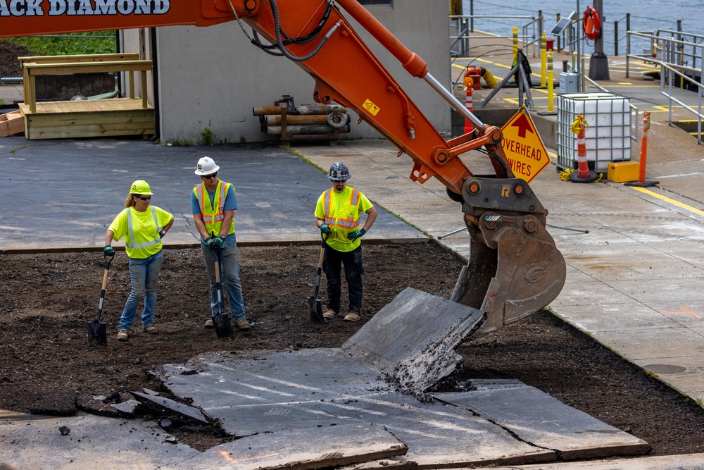 Groundbreaking Work Moves Forward at Montgomery Locks and Dam