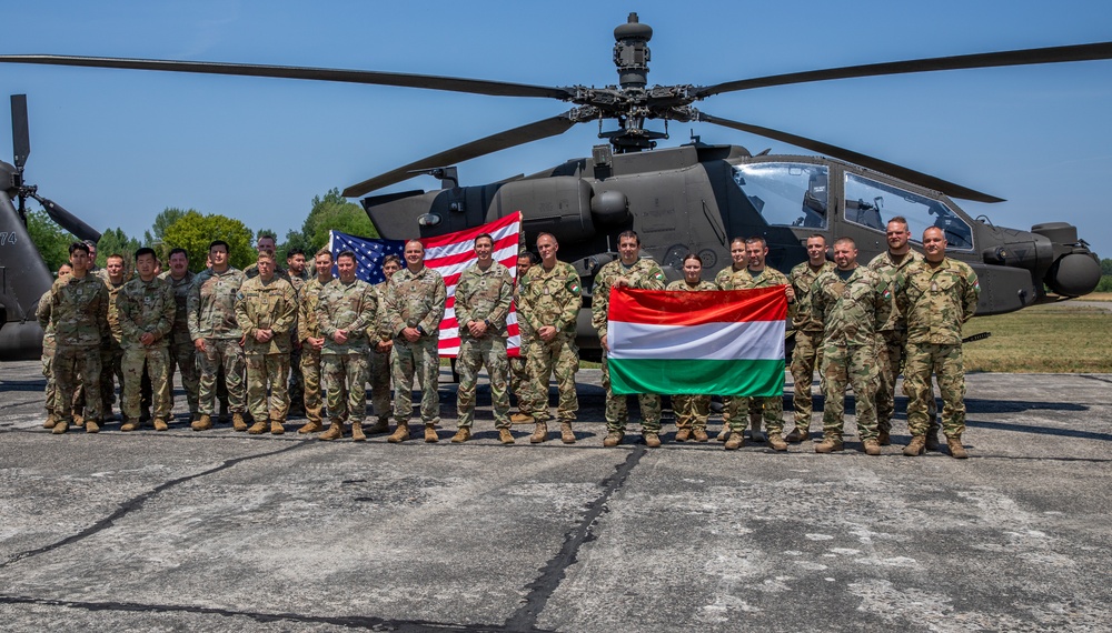Hungarian Defense Forces Brig. Gen. Balazs Szloszar visits with 12CAB