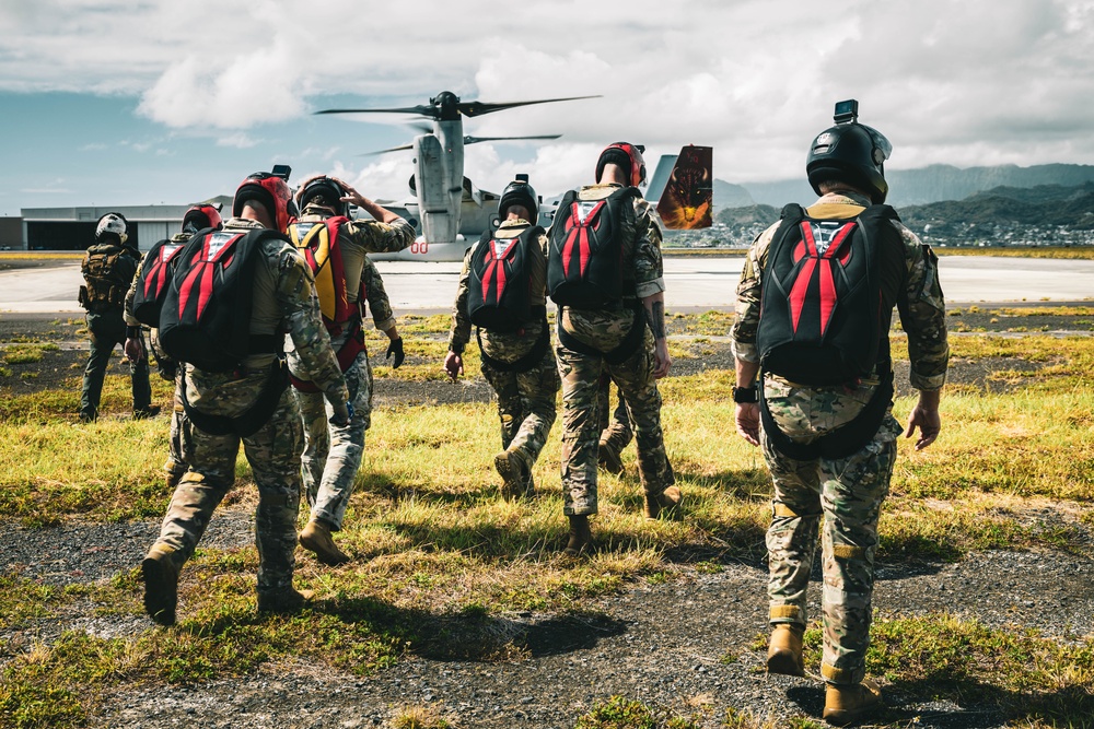 Army Heritage Week 2025 Osprey Jump