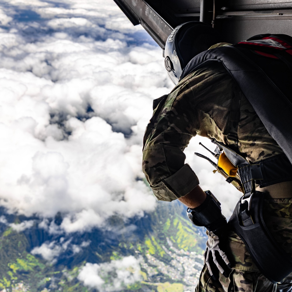 Army Heritage Week 2025 Osprey Jump