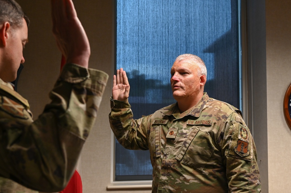 117th IG &amp; Q takes oath of office
