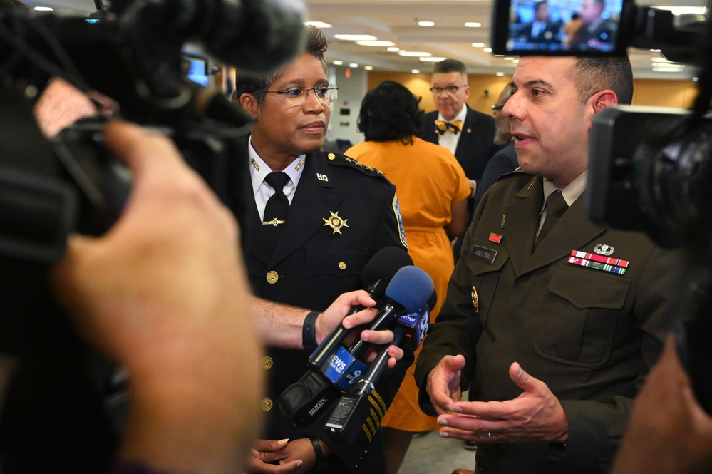 DC Army National Guard and Metropolitan Police Department (MPD) PaYS Signing Ceremony