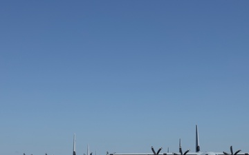 VMGR-252 conducts surge operations