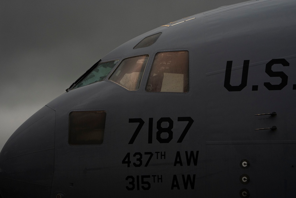 C-5 Super Galaxy arrives in Panama with Navy cargo