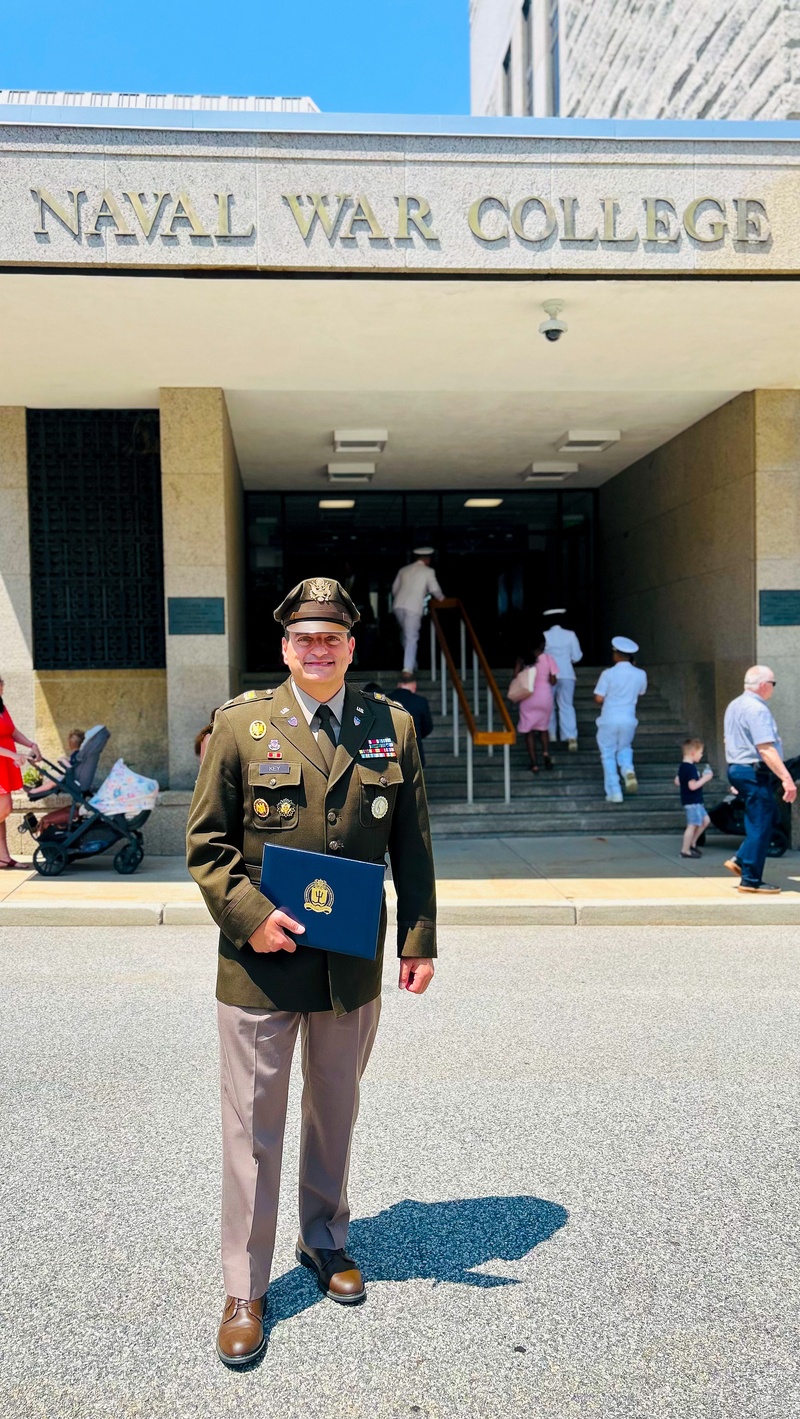 Arizona Guardsman Honored by President Trump at Army Birthday Celebration, Graduates with Distinction from U.S. Naval War College