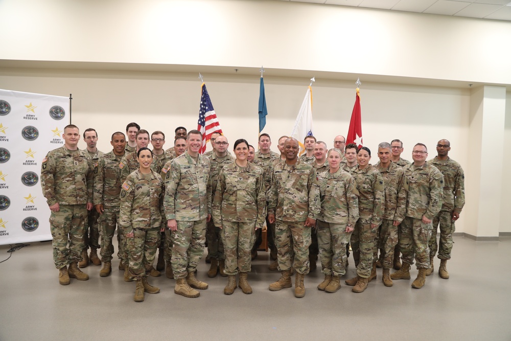 Col. Shaw Relinquishes Command of the CMU