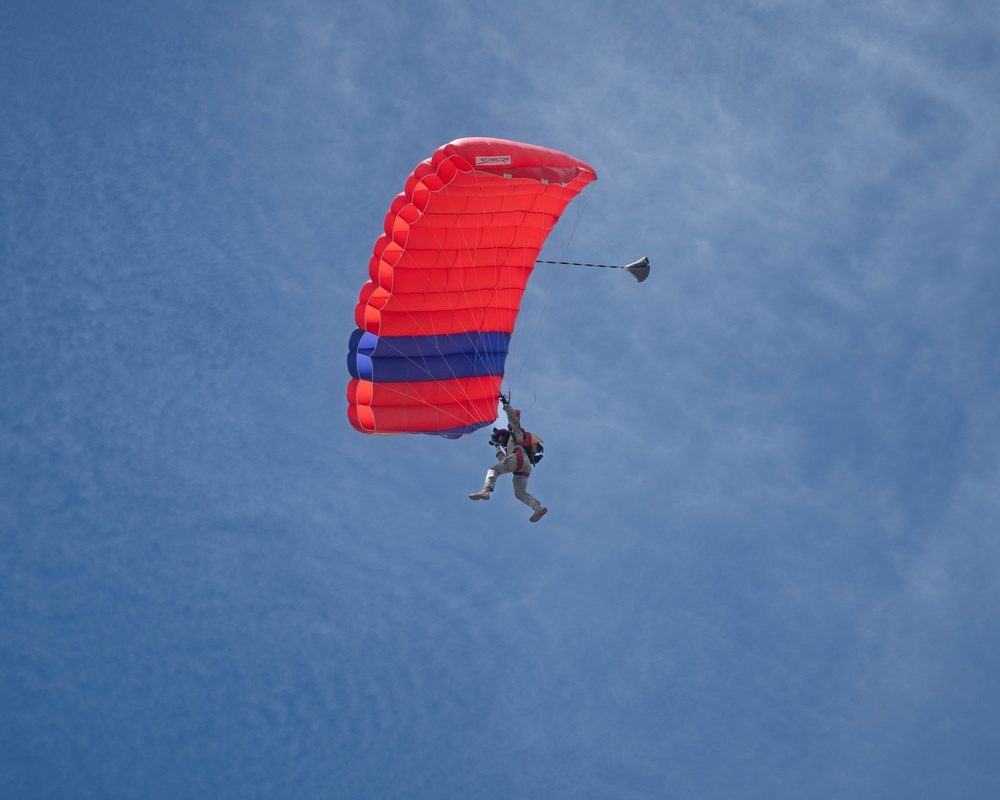 Army Heritage Week 2025 C130 Jump