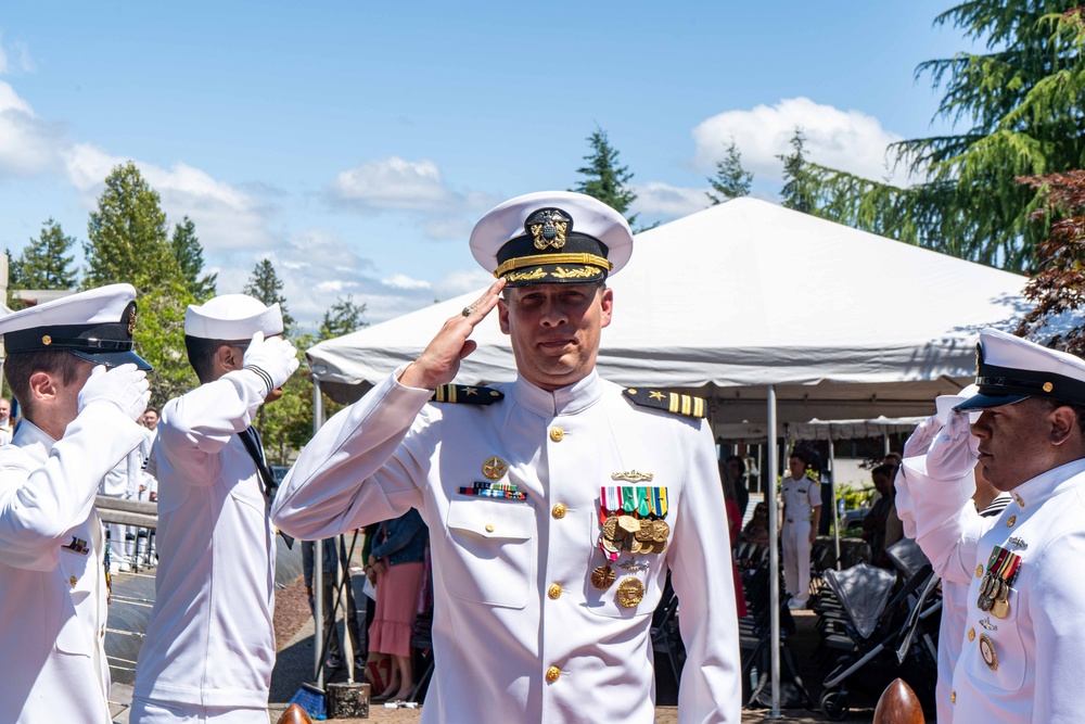 Cmdr. Nauta Assumes Command of USS Maine Blue Crew