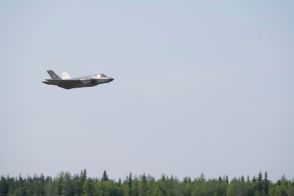 U.S. Navy F-35s launch during Red Flag-Alaska 25-2