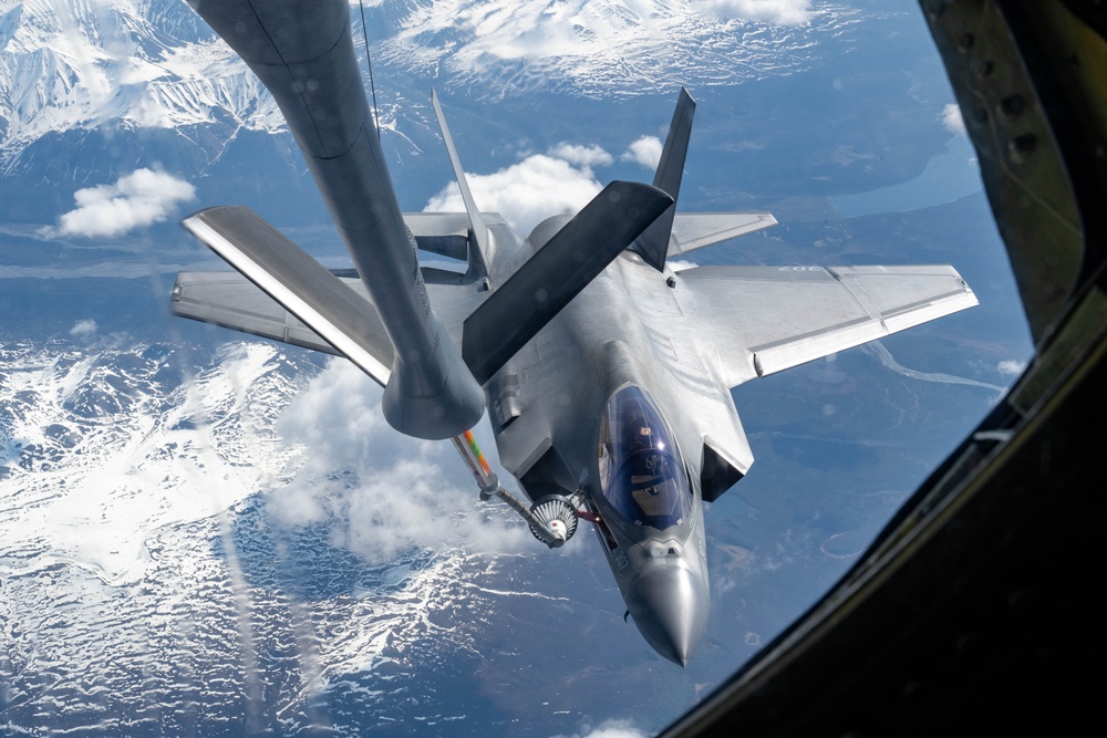RF-A 25-2 Familiarization Day In-Air Refueling