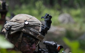 Iowa Soldier pulls security at JRTC