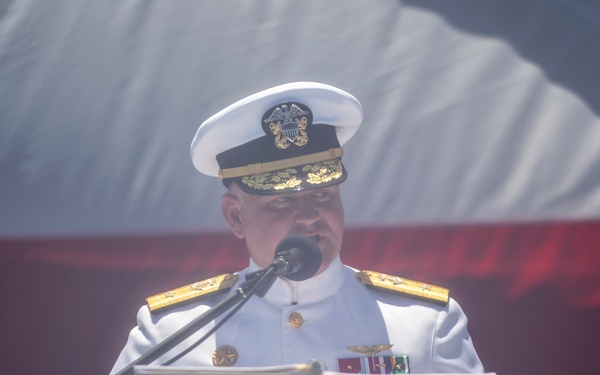 Expeditionary Strike Group 3 Holds Change of Command