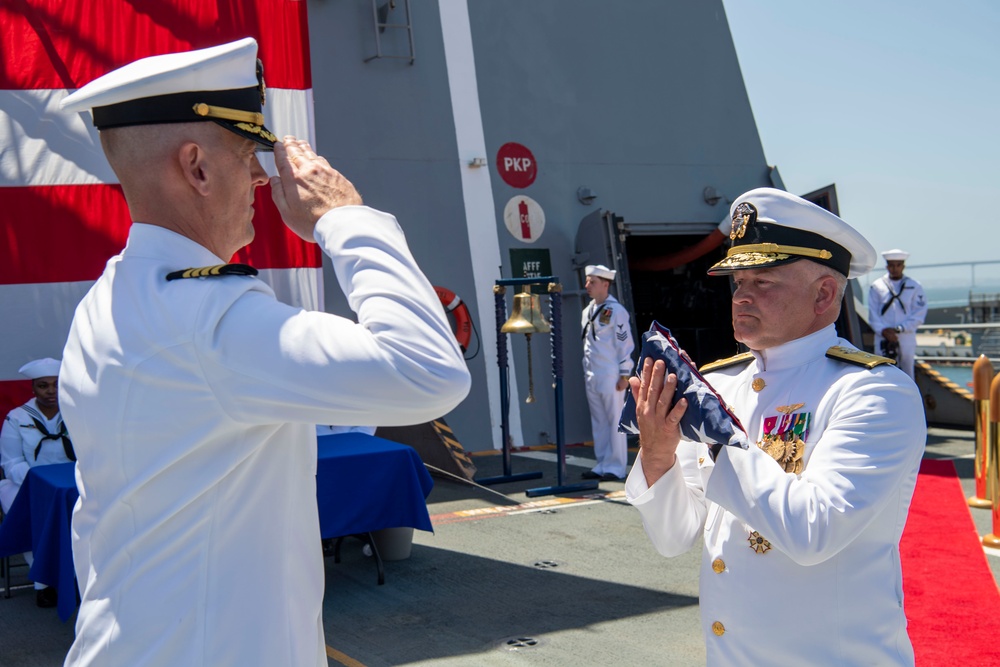 Expeditionary Strike Group 3 Holds Change of Command