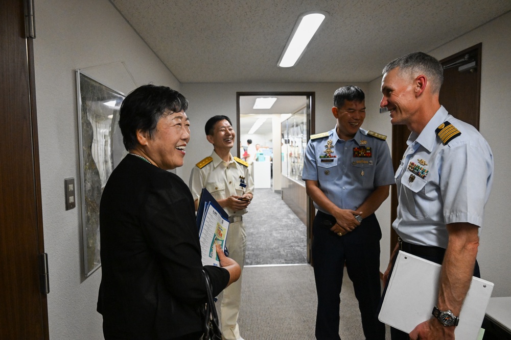USCG Cutter Stratton (WMSL 752) arrives in Kagoshima, Japan, commences trilateral engagements with Japan Coast Guard and Philippine Coast Guard