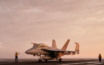 George Washington Conducts Flight Operations