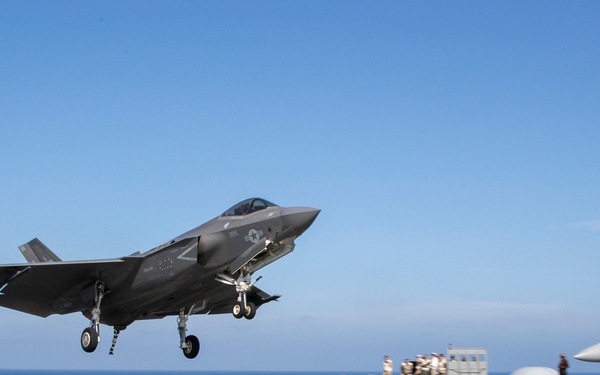 George Washington Conducts Flight Operations