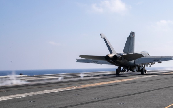 George Washington Conducts Flight Operations