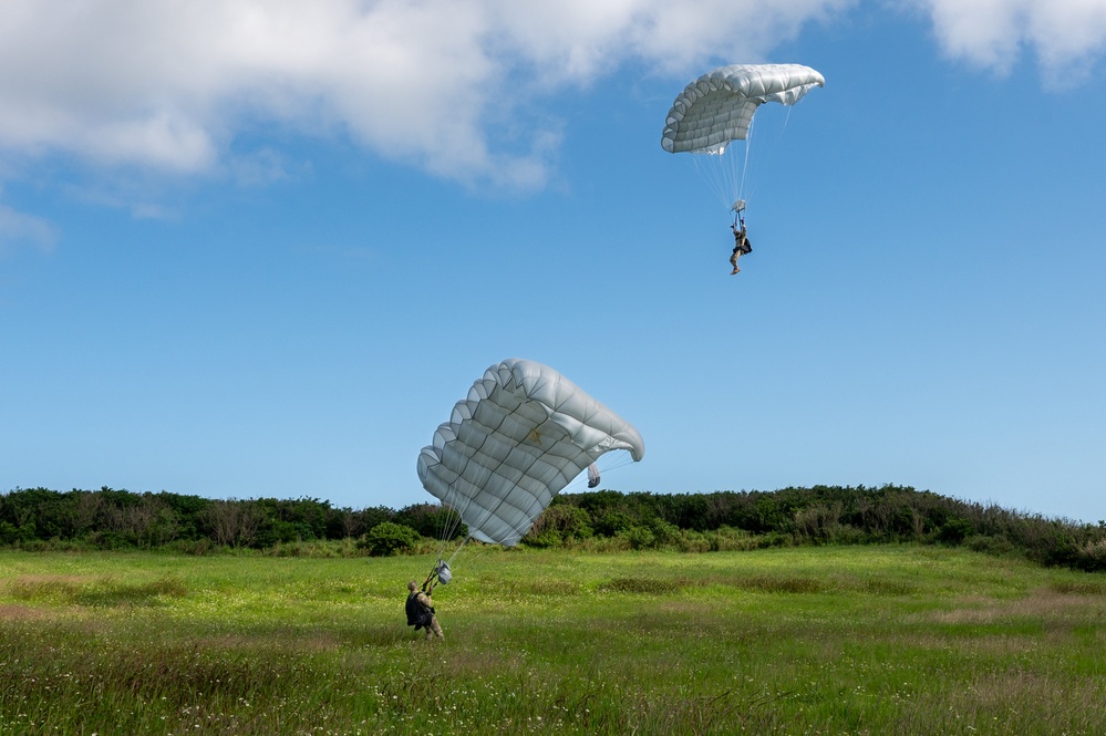 NSW Military Free Fall Exercise