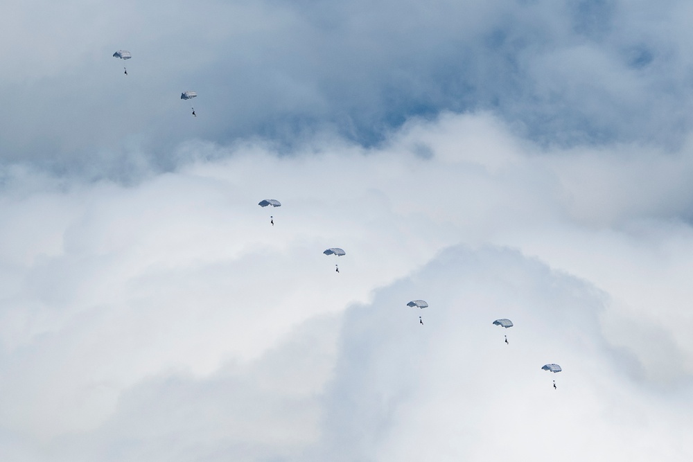 NSW Military Free Fall Exercise