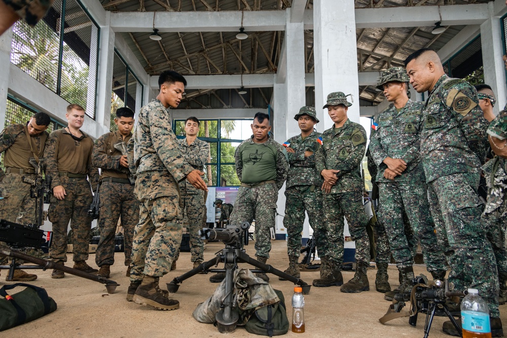 KAMANDAG 9: MRF-D 25.3 and PMC participate in a SMEE