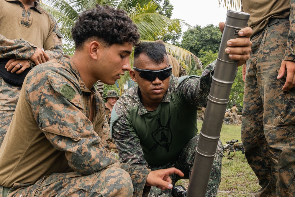 KAMANDAG 9: MRF-D 25.3 and PMC participate in a SMEE