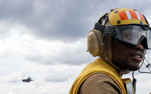 USS America (LHA 6) Conducts Flight Operations