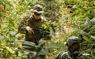KAMANDAG 9: MRF-D 25.3 and PMC participate in a patrol SMEE