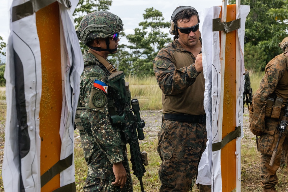 KAMANDAG 9: MRF-D 25.3 and PMC participate in a range SMEE