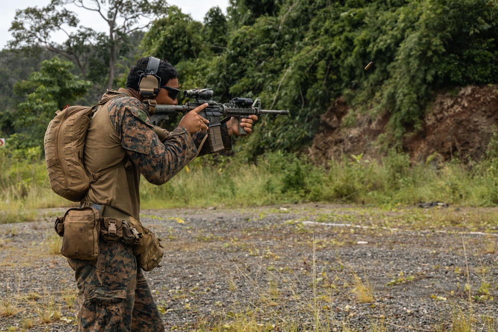 KAMANDAG 9: MRF-D 25.3 and PMC participate in a range SMEE