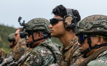 KAMANDAG 9: MRF-D 25.3 and PMC participate in a range SMEE